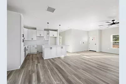 15590 Dale Evans Parkway, Apple Valley, CA 92307 - Photo 6