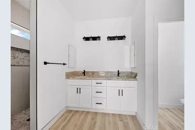 15605 Dale Evans Parkway, Apple Valley, CA 92307 - Photo 18
