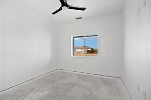 15605 Dale Evans Pkwy, Apple Valley, CA 92307 - Photo 24