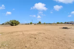 13647 Mesquite, Oak Hills, CA 92344 - Photo 30