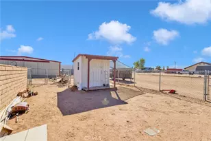 13647 Mesquite, Oak Hills, CA 92344 - Photo 28