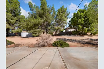 18730 Chapae Lane, Apple Valley, CA 92307 - Photo 38