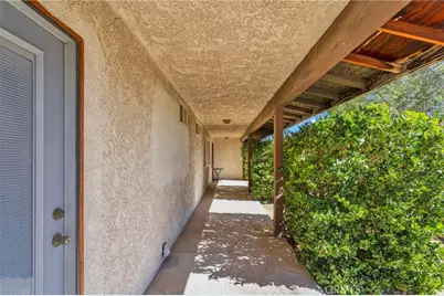 17550 Buckthorn, Hesperia, CA 92345 - Photo 6