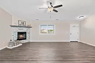 20997 Valencia St, Apple Valley, CA 92308 - Photo 22