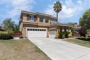 32927 Sandalwood Ln, Lake Elsinore, CA 92530 - Photo 2