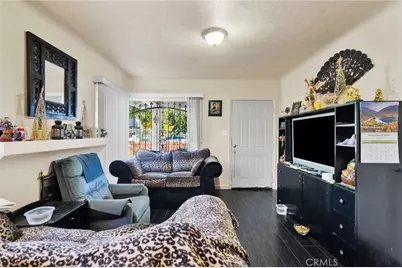 130 E 107th, Los Angeles, CA 90003 - Photo 4