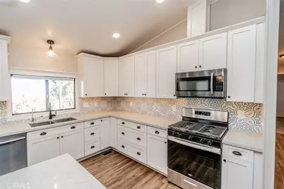 9999 Oasis Road, Pinon Hills, CA 92372 - Photo 14