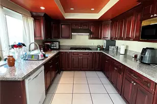 1095 Brentwood, Rialto, CA 92376 - Photo 10