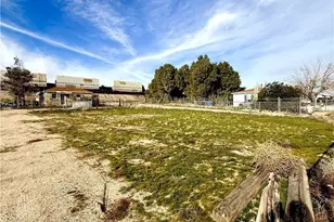 1574 Riverside, Barstow, CA 92311 - Photo 2