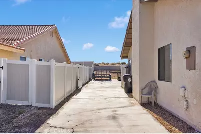 14489 Schooner, Helendale, CA 92342 - Photo 40