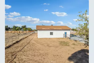 14798 Dos Palmas, Victorville, CA 92392 - Photo 12