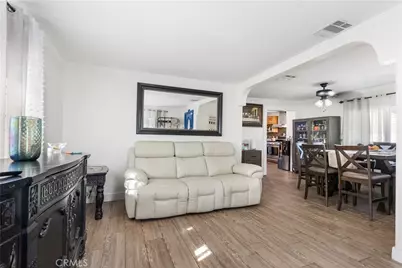 389 Amalia, Los Angeles, CA 90022 - Photo 4