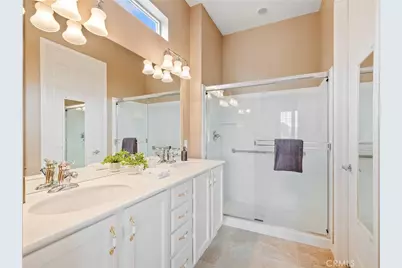 10364 Lakeshore Drive, Apple Valley, CA 92308 - Photo 26