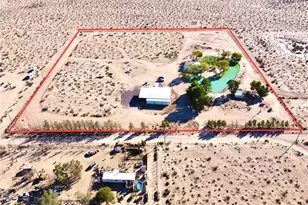 46909 Twin Lakes Dr, Newberry Springs, CA 92365 - Photo 2