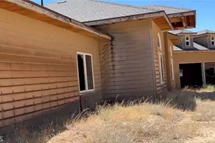 30660 Sheeptrail Ct, Tehachapi, CA 93561 - Photo 2