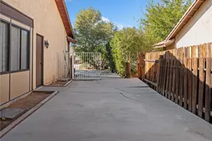 13411 Ivanpah Rd, Apple Valley, CA 92308 - Photo 22