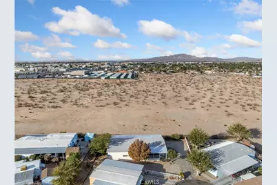 13393 Mariposa Rd Space 196, Victorville, CA 92395 - Photo 4