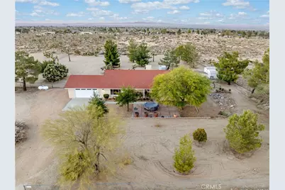 3996 Yucca Terrace, Phelan, CA 92371 - Photo 4