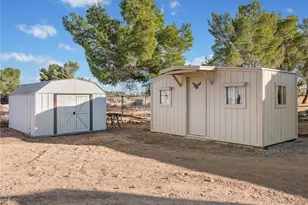 3996 Yucca Terrace, Phelan, CA 92371 - Photo 12