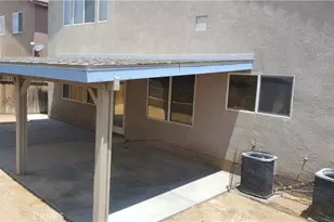 9390 Dragon Tree, Hesperia, CA 92344 - Photo 2