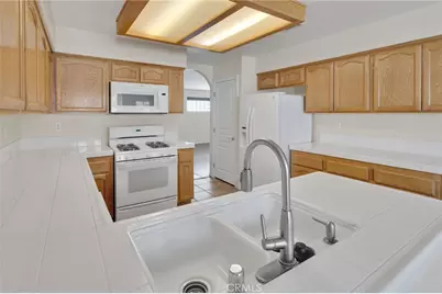 11236 Bunker, Apple Valley, CA 92308 - Photo 16