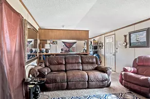 39626 East End Rd, Lucerne Valley, CA 92356 - Photo 4