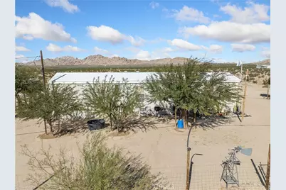 39626 E End Road, Lucerne Valley, CA 92356 - Photo 18