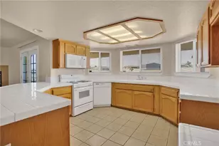 10903 E Ave, Hesperia, CA 92345 - Photo 14