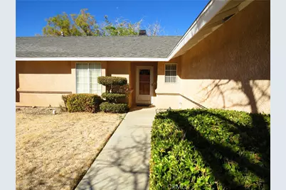 10936 Moreno, Hesperia, CA 92345 - Photo 2