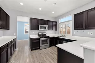 13011 Whispering Creek, Victorville, CA 92395 - Photo 10