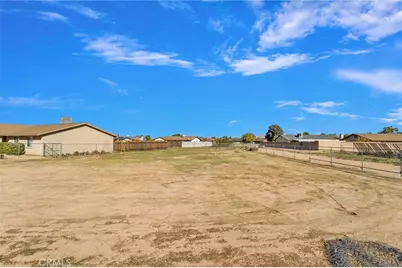 22186 Pahute, Apple Valley, CA 92308 - Photo 30