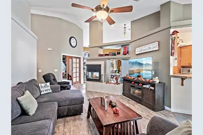 10160 Pineview Road, Pinon Hills, CA 92372 - Photo 6