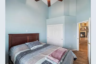 10160 Pineview Road, Pinon Hills, CA 92372 - Photo 20