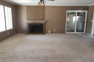 2065 Barcelona, Barstow, CA 92311 - Photo 6