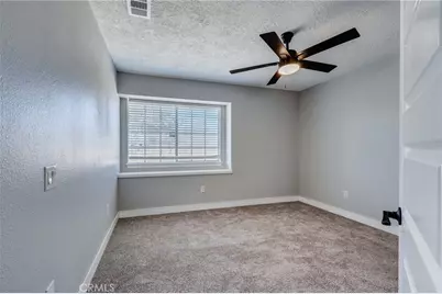 10731 Anaconda Avenue, Oak Hills, CA 92344 - Photo 28