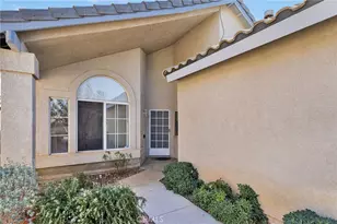 14979 Buckskin Rd, Victorville, CA 92394 - Photo 4