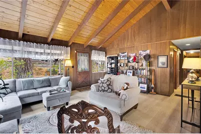 2046 Thrush, Wrightwood, CA 92397 - Photo 14