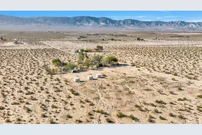 38744 East End Road, Lucerne Valley, CA 92356 - Photo 40