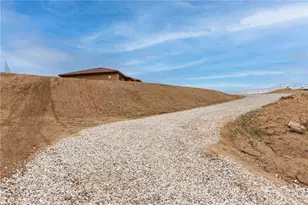 6850 Braceo, Oak Hills, CA 92344 - Photo 54