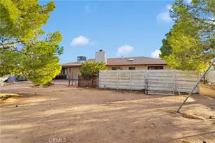 18442 Hinton, Hesperia, CA 92345 - Photo 30
