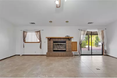 18442 Hinton, Hesperia, CA 92345 - Photo 12