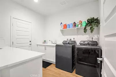 12942 Carlsbad, Hesperia, CA 92344 - Photo 8