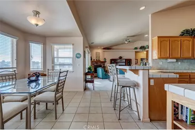8605 Cantel Court, Oak Hills, CA 92344 - Photo 28