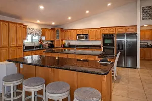 30788 Buenos Aires, Lucerne Valley, CA 92356 - Photo 2