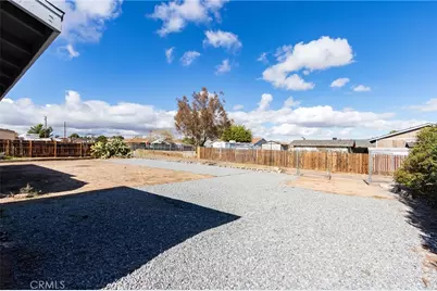 18724 Danbury, Hesperia, CA 92345 - Photo 56