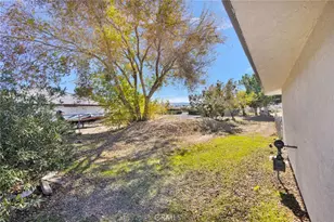 16757 Danbury, Hesperia, CA 92345 - Photo 40