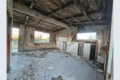 411 Powerline Rd., Lucerne Valley, CA 92356 - Photo 4