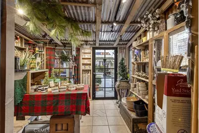 23875 Lake Drive, Crestline, CA 92325 - Photo 14