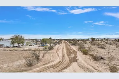 12432 La Mirada Road, Phelan, CA 92371 - Photo 10