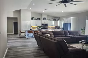 22227 Skyline, Apple Valley, CA 92308 - Photo 16